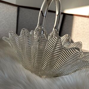 Vintage 1950 LE Smith& Feather Fern Pattern Basket